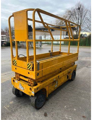 Haulotte Compact 8 - Scherenarbeitsbühne 8,2m, BJ 2021 - Scissor lifts: gambar 4 Haulotte Compact 8 - Scherenarbeitsbühne 8,2m, BJ 2021 - Scissor lifts: gambar 4