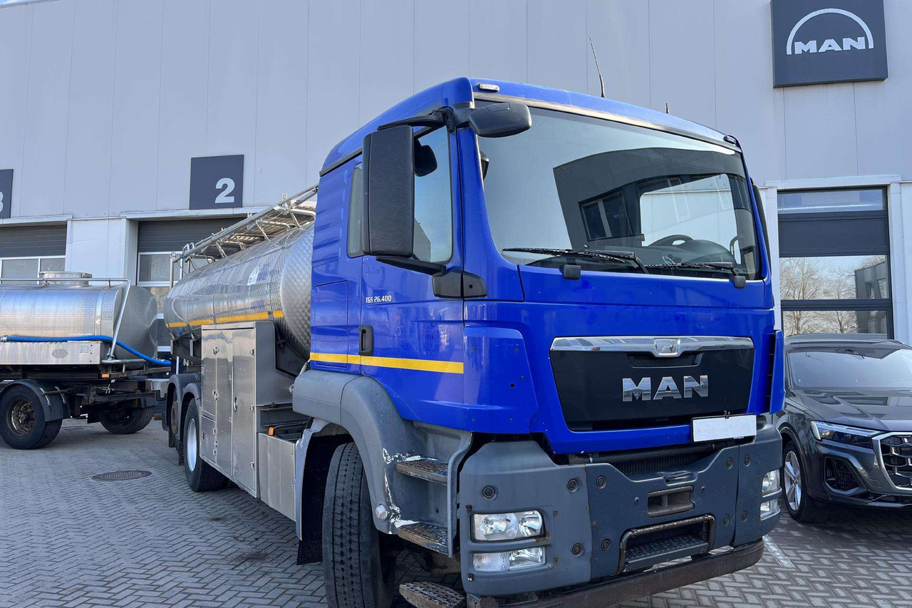MAN TGS 26.400 6X2-2 Pienovežis (8488) - Truk tangki: gambar 2 MAN TGS 26.400 6X2-2 Pienovežis (8488) - Truk tangki: gambar 2