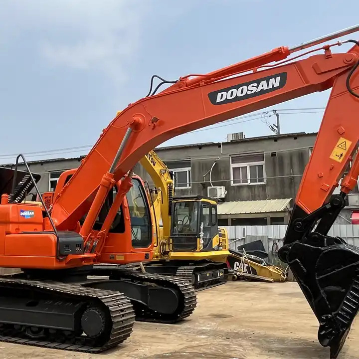 20 ton heavy machine used excavator digger doosan dx225lc with good performance - Ekskavator perayap: gambar 1 20 ton heavy machine used excavator digger doosan dx225lc with good performance - Ekskavator perayap: gambar 1