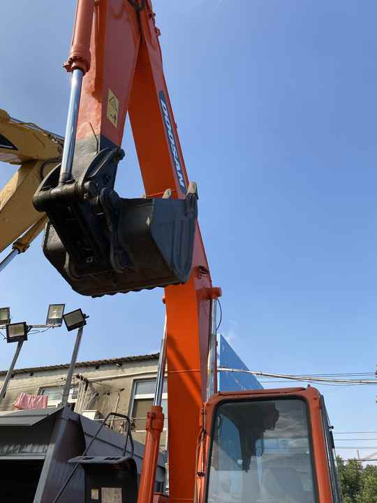 Best Selling DOOSAN excavator machine construction used machinery equipment dx225 DX60 DX70 DH60 DH220 used excavators in stock - Ekskavator: gambar 5 Best Selling DOOSAN excavator machine construction used machinery equipment dx225 DX60 DX70 DH60 DH220 used excavators in stock - Ekskavator: gambar 5