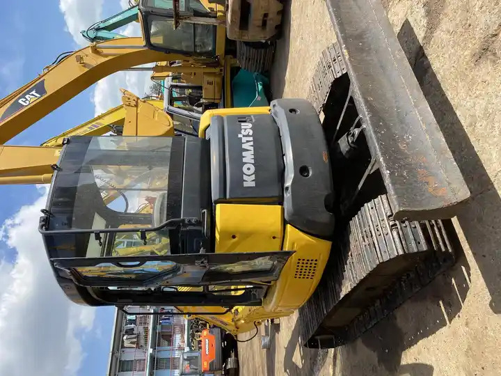 Best-selling Japan Original Second Hand Earth-moving Machinery Cheap Mini Used Komatsu Pc55mr Excavator in Shanghai - Ekskavator perayap: gambar 5 Best-selling Japan Original Second Hand Earth-moving Machinery Cheap Mini Used Komatsu Pc55mr Excavator in Shanghai - Ekskavator perayap: gambar 5