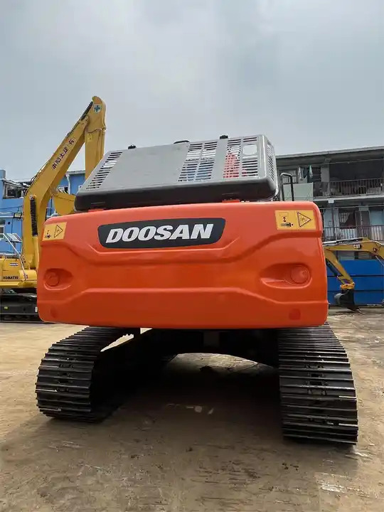 Cheap Used Korea Brand Doosan DX225LC 20 ton Excavator - Ekskavator perayap: gambar 2 Cheap Used Korea Brand Doosan DX225LC 20 ton Excavator - Ekskavator perayap: gambar 2