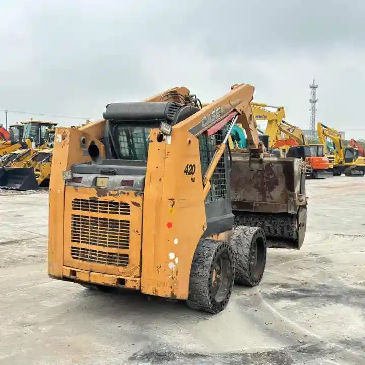 Construction Mini Equipment Case 420 Skid Steer Loader for Sale - Skid steer: gambar 3 Construction Mini Equipment Case 420 Skid Steer Loader for Sale - Skid steer: gambar 3