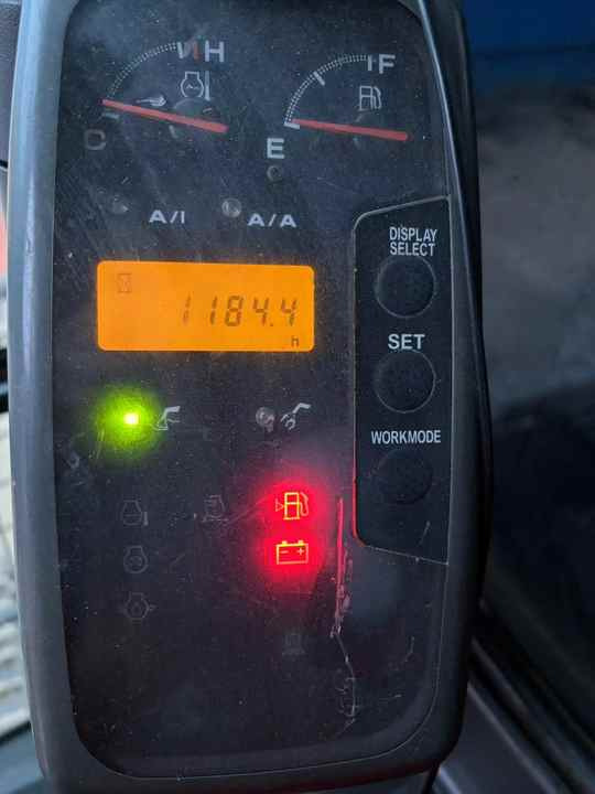 Ekskavator perayap Excavator used Hitachi ZX200 ZX120, excavator original japan Hitachi, excavator original  Japan used excavator Hitachi: gambar 6 Ekskavator perayap Excavator used Hitachi ZX200 ZX120, excavator original japan Hitachi, excavator original  Japan used excavator Hitachi: gambar 6