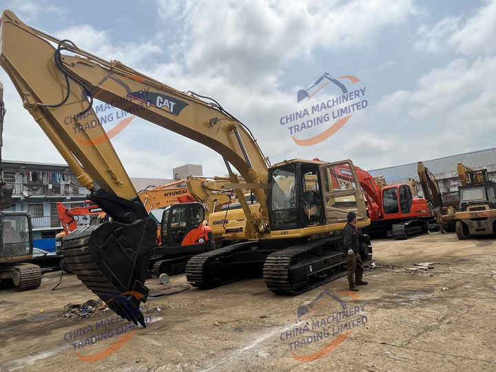 Excellent Used Cheap Caterpillar Cat 325bl excavator Second Hand cat325bl earth-moving digger With Perfect Function in stock - Ekskavator perayap: gambar 5 Excellent Used Cheap Caterpillar Cat 325bl excavator Second Hand cat325bl earth-moving digger With Perfect Function in stock - Ekskavator perayap: gambar 5