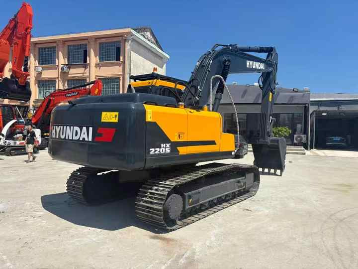 HYUNDAI 96% New HX220s Used Excavator, Korea 22 Ton HX210 HX225 HX 210 220 225 9S 22Ton Crawler Radio Digger Equipment Machine - Ekskavator: gambar 3 HYUNDAI 96% New HX220s Used Excavator, Korea 22 Ton HX210 HX225 HX 210 220 225 9S 22Ton Crawler Radio Digger Equipment Machine - Ekskavator: gambar 3