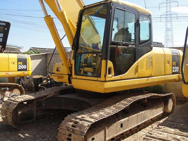 Hot Sell Komatsu PC220 Buy Komatsu PC220 Kamatsu Excavator PC220 Price New Komatsu PC220 Pc200 Pc240 Excavator - Ekskavator: gambar 3 Hot Sell Komatsu PC220 Buy Komatsu PC220 Kamatsu Excavator PC220 Price New Komatsu PC220 Pc200 Pc240 Excavator - Ekskavator: gambar 3