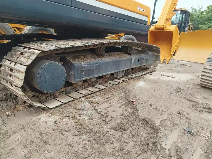 Hyundai 220LC-9s excavator Cheap Price Used large Excavator 22 Ton Hydraulic Digger Crawler in China - Ekskavator perayap: gambar 2 Hyundai 220LC-9s excavator Cheap Price Used large Excavator 22 Ton Hydraulic Digger Crawler in China - Ekskavator perayap: gambar 2