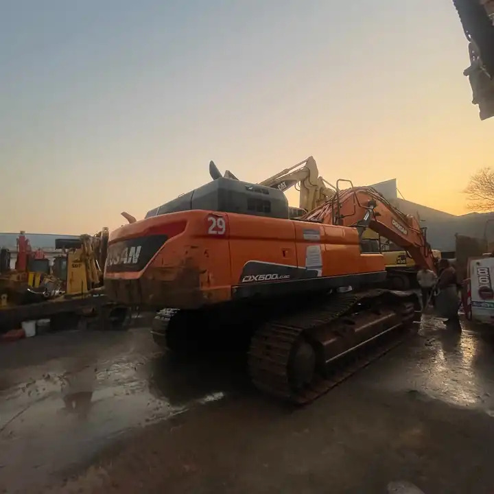 Original Doosan Dx420 Used Excavator/few Working Hours Used 420 Doosan Excavator Dx420 In Stock - Ekskavator perayap: gambar 1 Original Doosan Dx420 Used Excavator/few Working Hours Used 420 Doosan Excavator Dx420 In Stock - Ekskavator perayap: gambar 1