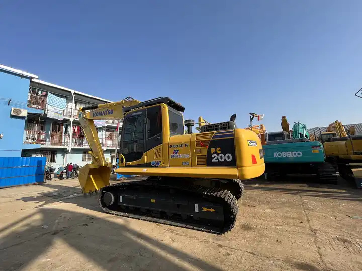 Original Japan Komatsu PC200 used excavator for sale/second hand komatsu excavator PC200-8 PC220-8 - Ekskavator perayap: gambar 4 Original Japan Komatsu PC200 used excavator for sale/second hand komatsu excavator PC200-8 PC220-8 - Ekskavator perayap: gambar 4