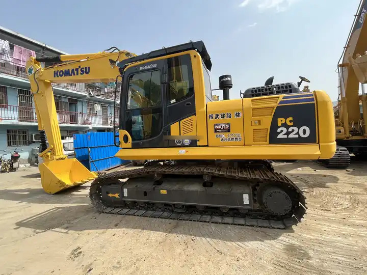 Original Japan Komatsu PC220 used excavator for sale/second hand komatsu excavator PC200-8 PC220-8 - Ekskavator perayap: gambar 4 Original Japan Komatsu PC220 used excavator for sale/second hand komatsu excavator PC200-8 PC220-8 - Ekskavator perayap: gambar 4
