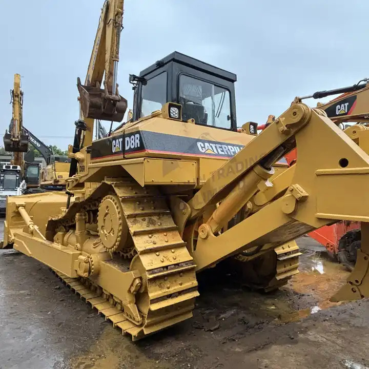 Original Second Hand Cat Bulldozer Caterpillar D8r 40 Tons Bulldozer with Good Quality in Low Price for Sale - Bulldozer: gambar 1 Original Second Hand Cat Bulldozer Caterpillar D8r 40 Tons Bulldozer with Good Quality in Low Price for Sale - Bulldozer: gambar 1