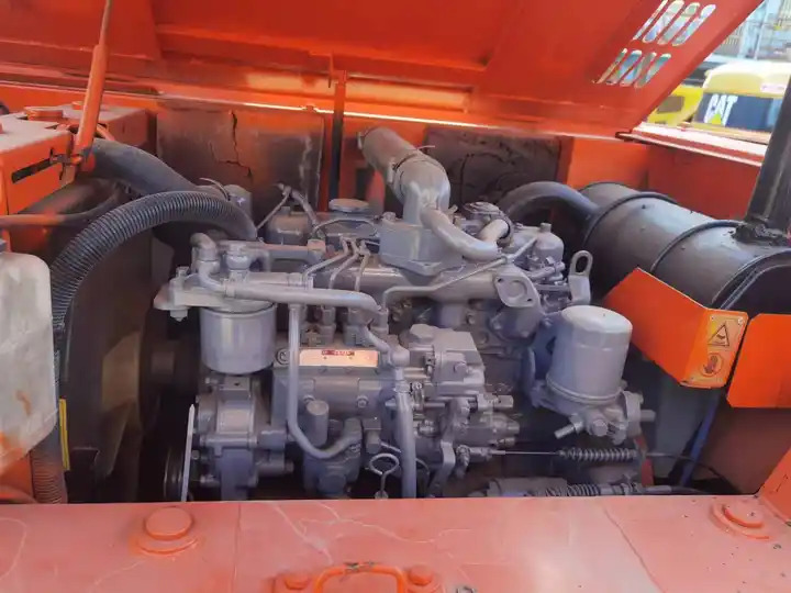 Original Used Excavator Made In Japan Tata Hitachi Zx60 Heavy Equipment 6 Tons 90% New - Ekskavator perayap: gambar 4 Original Used Excavator Made In Japan Tata Hitachi Zx60 Heavy Equipment 6 Tons 90% New - Ekskavator perayap: gambar 4
