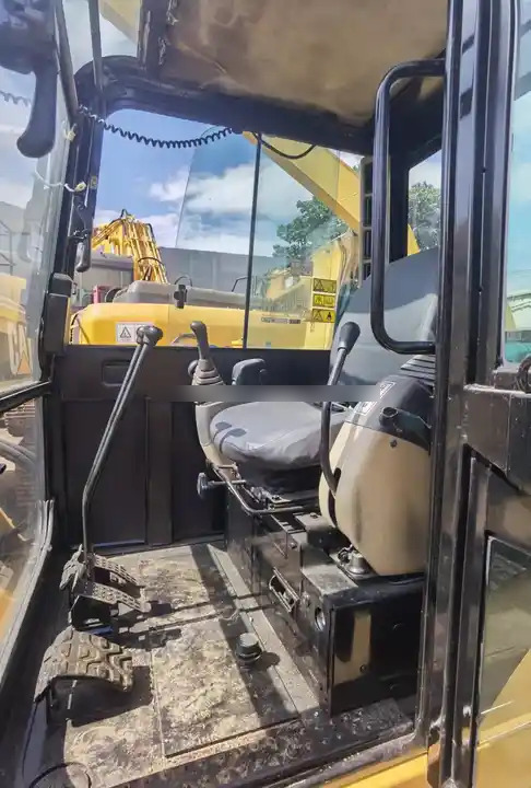 Original Well-Maintained CAT 306D Used Excavator for Sale - Ekskavator perayap: gambar 5 Original Well-Maintained CAT 306D Used Excavator for Sale - Ekskavator perayap: gambar 5