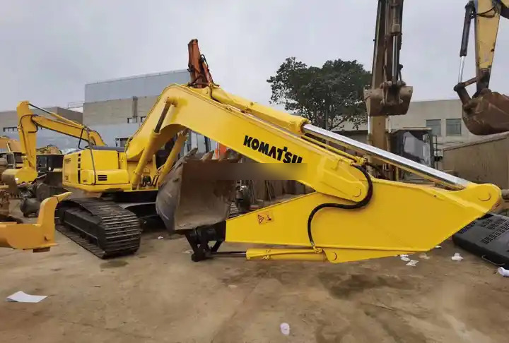 Original Well-Maintained Komatsu PC200-6 Used Excavator for sale - Ekskavator perayap: gambar 3 Original Well-Maintained Komatsu PC200-6 Used Excavator for sale - Ekskavator perayap: gambar 3
