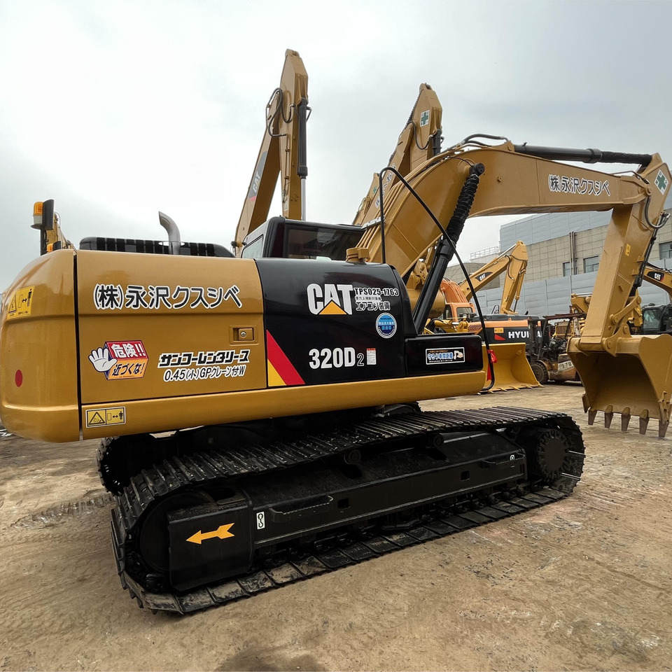 Second Hand Cat Excavator CAT 320D Japan Used Construction Machine 20ton Excavator cat320d - Ekskavator: gambar 1 Second Hand Cat Excavator CAT 320D Japan Used Construction Machine 20ton Excavator cat320d - Ekskavator: gambar 1