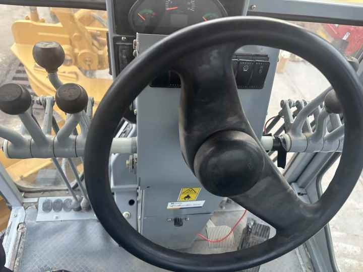 Second Hand SEM921 Motor Grader / Second Hand Motor Grader Sem 921 922 919 SEM Motor Grader for Sale - Grader: gambar 2 Second Hand SEM921 Motor Grader / Second Hand Motor Grader Sem 921 922 919 SEM Motor Grader for Sale - Grader: gambar 2