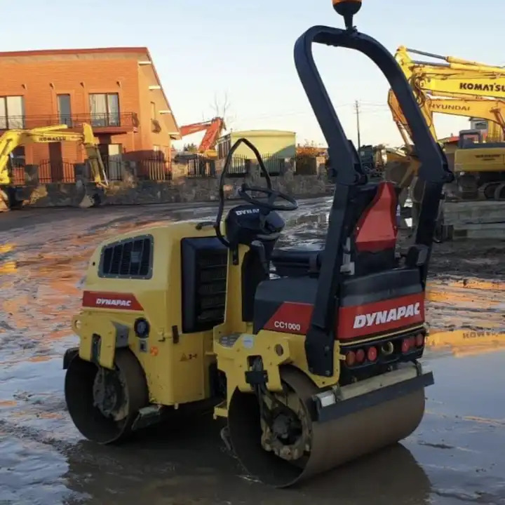 Small Compactor Dynapac Cc211, Cc1000 Mini Road Roller for Sale - Roller jalan: gambar 5 Small Compactor Dynapac Cc211, Cc1000 Mini Road Roller for Sale - Roller jalan: gambar 5