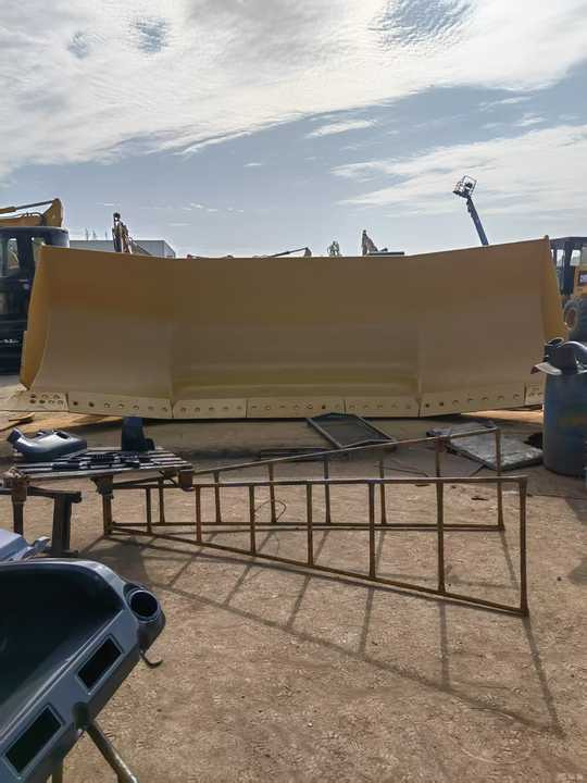 USA Original Used Caterpillar D8T Crawler Bulldozer Second Hand CAT D8T Bulldozer In Stock - Bulldozer: gambar 5 USA Original Used Caterpillar D8T Crawler Bulldozer Second Hand CAT D8T Bulldozer In Stock - Bulldozer: gambar 5