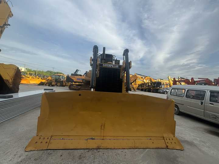Used Caterpillar bulldozer CAT D8R on sale - Bulldozer: gambar 2 Used Caterpillar bulldozer CAT D8R on sale - Bulldozer: gambar 2
