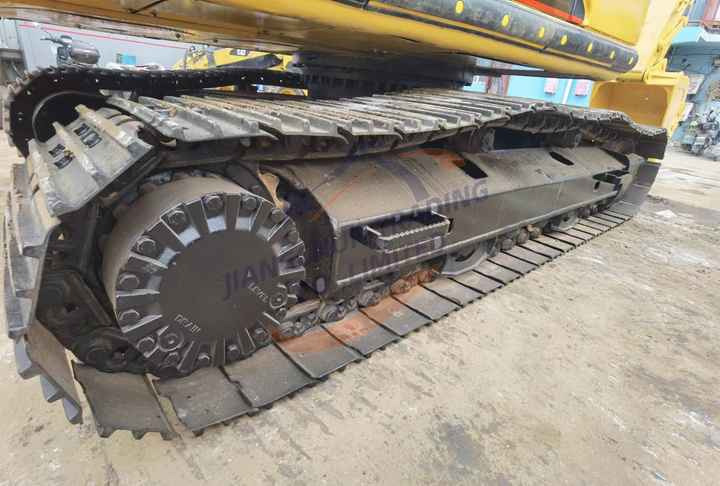 Used Excavator Caterpillar 349D2L 49 Ton Excavators Cat 349d 330d2 325D2 320d2l Caterpillar Cat 320cl 320d 320d2 - Ekskavator: gambar 4 Used Excavator Caterpillar 349D2L 49 Ton Excavators Cat 349d 330d2 325D2 320d2l Caterpillar Cat 320cl 320d 320d2 - Ekskavator: gambar 4