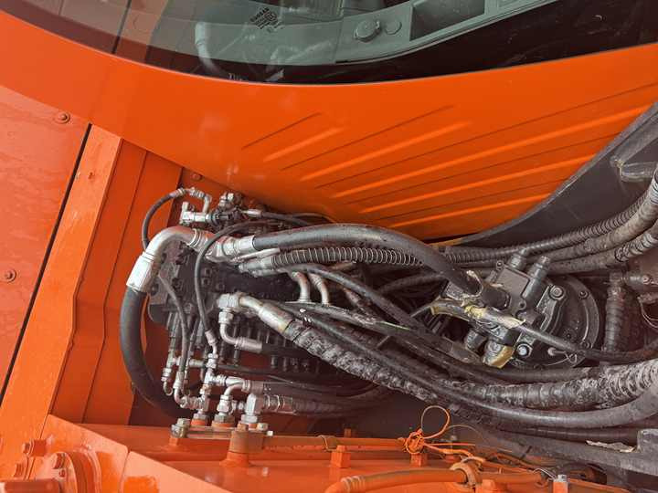 Used Excavator Doosan Dx75-9C Excavators Earth-moving Machinery Doosan Dx60 Dx80 Dx75-9c Dx225 Dh55 Dx60-9c for Sale - Ekskavator perayap: gambar 5 Used Excavator Doosan Dx75-9C Excavators Earth-moving Machinery Doosan Dx60 Dx80 Dx75-9c Dx225 Dh55 Dx60-9c for Sale - Ekskavator perayap: gambar 5