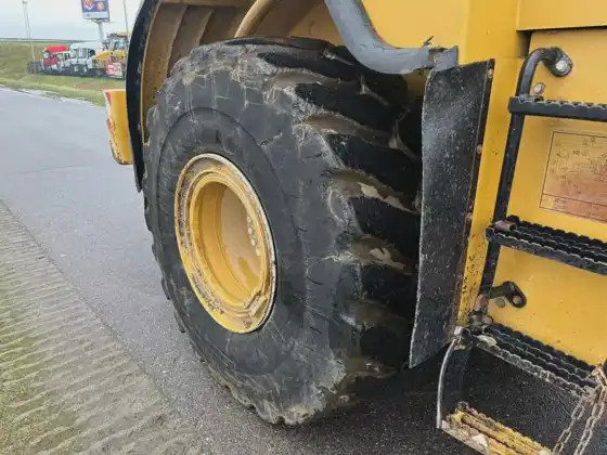 Used Wheel Loader Caterpillar 966h Cat 950 966 980 988 Good Quality at a Low Price - Wheel loader: gambar 4 Used Wheel Loader Caterpillar 966h Cat 950 966 980 988 Good Quality at a Low Price - Wheel loader: gambar 4