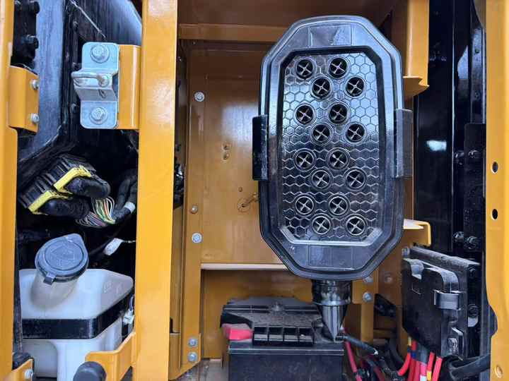 Used cat 320gc New Caterpillar Cat 320gc 320gx Excavator Latest Model Caterpillar 320gc 20 Ton Excavator Used Cat320gc - Ekskavator: gambar 3 Used cat 320gc New Caterpillar Cat 320gc 320gx Excavator Latest Model Caterpillar 320gc 20 Ton Excavator Used Cat320gc - Ekskavator: gambar 3