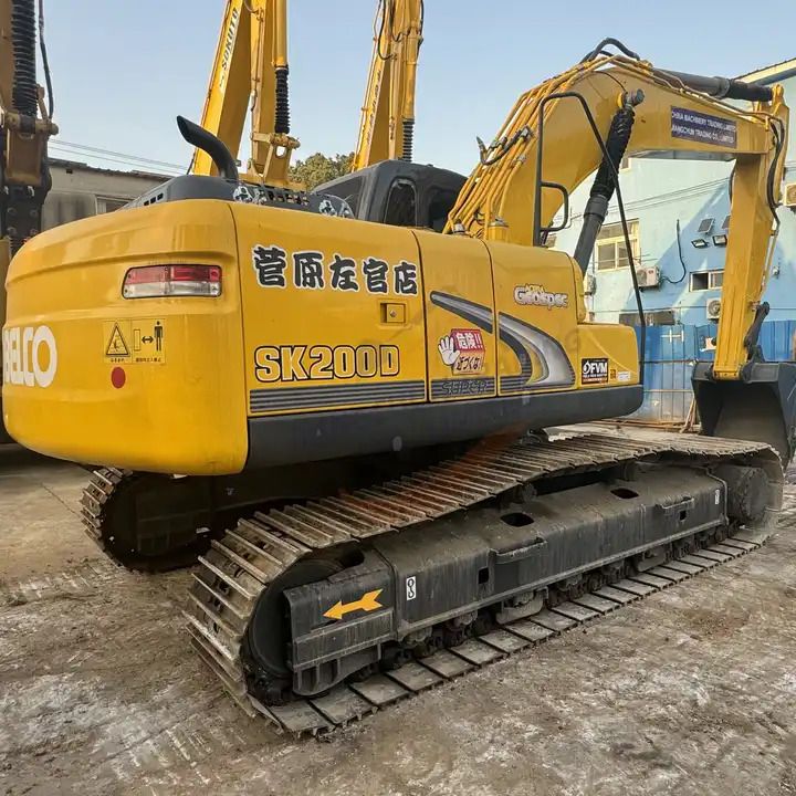 Well-maintained Made In Japan Less Hour Medium 20 Ton Digger Machine Used Kobelco Sk200-8 Excavator For Sale - Ekskavator perayap: gambar 1 Well-maintained Made In Japan Less Hour Medium 20 Ton Digger Machine Used Kobelco Sk200-8 Excavator For Sale - Ekskavator perayap: gambar 1
