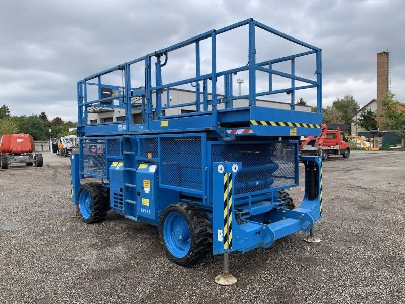 Genie GS4390 - 15,11m, diesel, 4x4  - Scissor lifts: gambar 1 Genie GS4390 - 15,11m, diesel, 4x4  - Scissor lifts: gambar 1