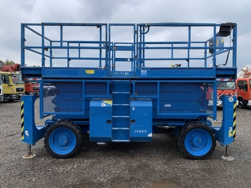 Genie GS4390 - 15,11m, diesel, 4x4  - Scissor lifts: gambar 5 Genie GS4390 - 15,11m, diesel, 4x4  - Scissor lifts: gambar 5