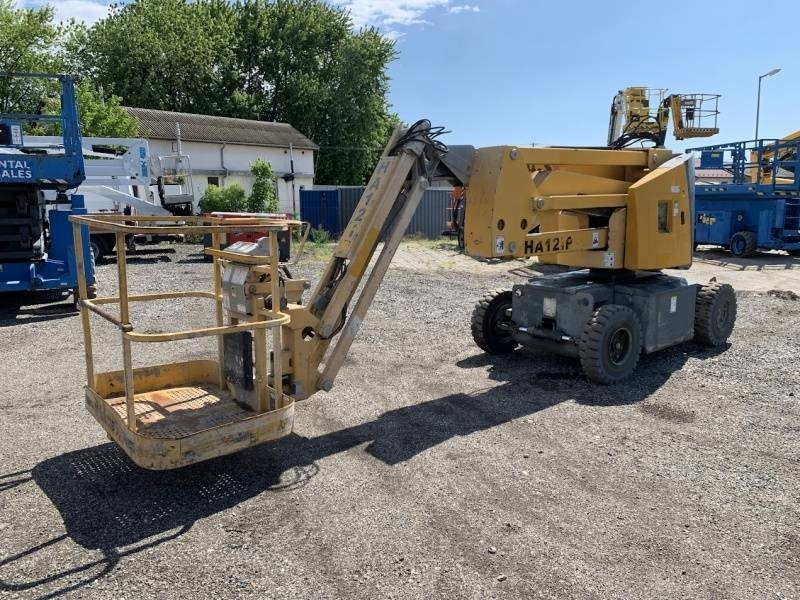 Haulotte HA12IP - 12 m, electric - Boom artikulasi: gambar 2 Haulotte HA12IP - 12 m, electric - Boom artikulasi: gambar 2