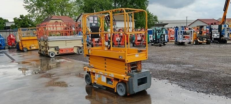 Haulotte Optimum 8 - 7,7 m - electric - Scissor lifts: gambar 1 Haulotte Optimum 8 - 7,7 m - electric - Scissor lifts: gambar 1