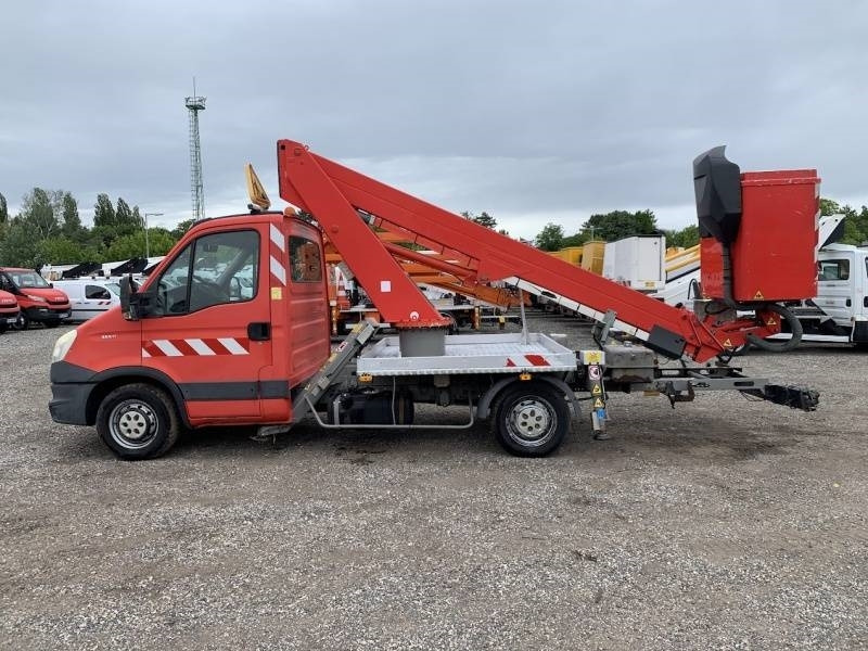 Iveco Daily GSR E179T - 17,1m - 200 kg - Platform udara yang dipasang di truk: gambar 5 Iveco Daily GSR E179T - 17,1m - 200 kg - Platform udara yang dipasang di truk: gambar 5