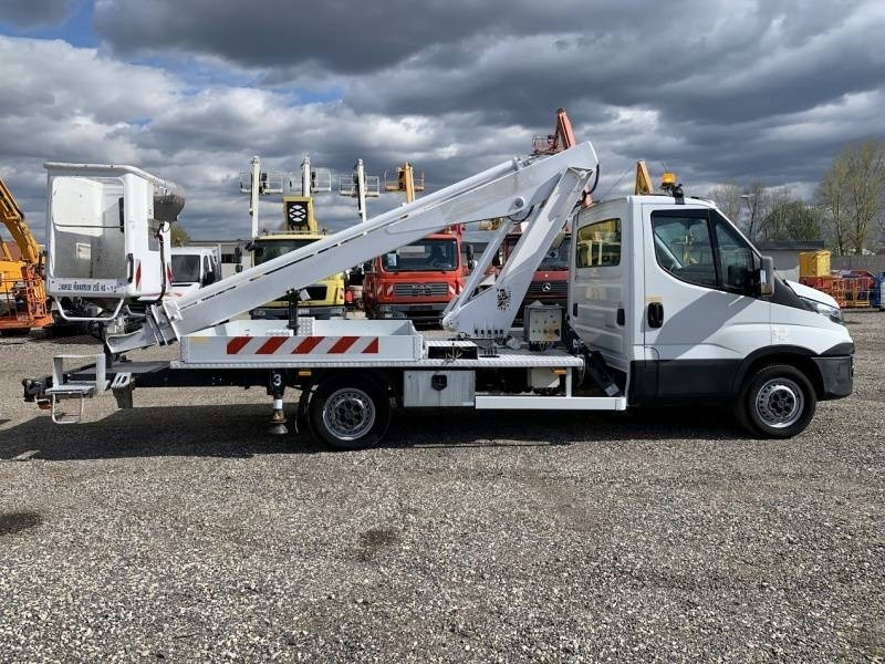 Iveco Daily Multitel 160 ALU DS - 16m - Platform udara yang dipasang di truk: gambar 4 Iveco Daily Multitel 160 ALU DS - 16m - Platform udara yang dipasang di truk: gambar 4