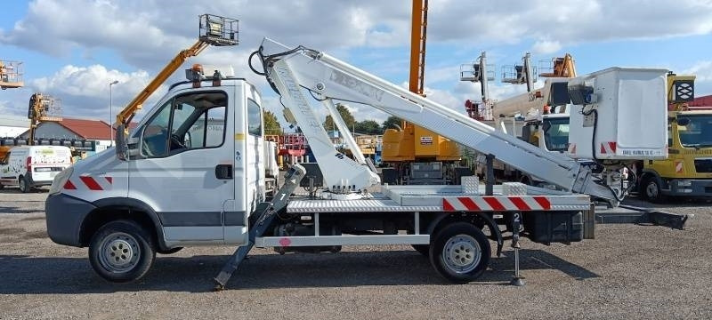 Iveco Daily Multitel 160 ALU DS - 16m - Platform udara yang dipasang di truk: gambar 5 Iveco Daily Multitel 160 ALU DS - 16m - Platform udara yang dipasang di truk: gambar 5