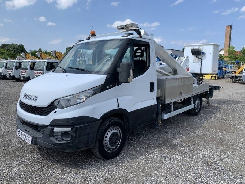 Iveco Daily Multitel MX170 - 17m - 200 kg - Platform udara yang dipasang di truk: gambar 2 Iveco Daily Multitel MX170 - 17m - 200 kg - Platform udara yang dipasang di truk: gambar 2