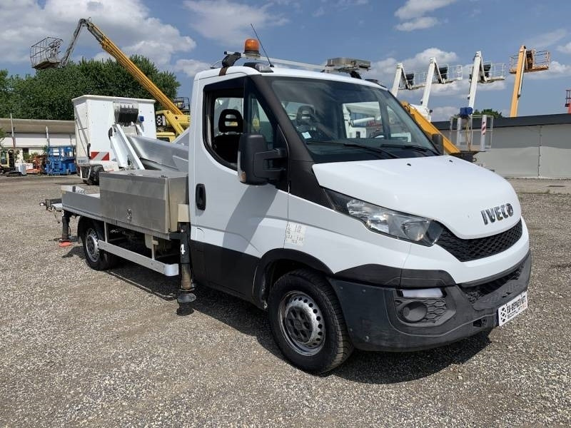 Iveco Daily Multitel MX170 - 17m - 200 kg - Platform udara yang dipasang di truk: gambar 1 Iveco Daily Multitel MX170 - 17m - 200 kg - Platform udara yang dipasang di truk: gambar 1