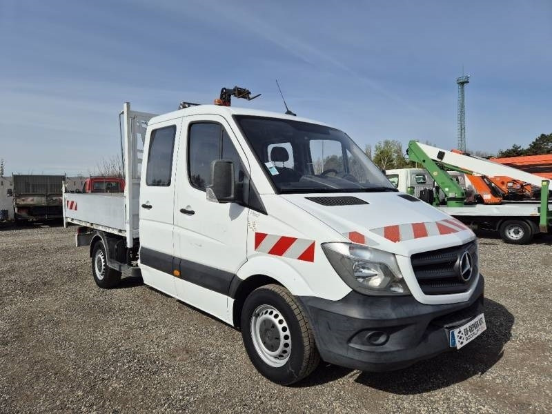 Mercedes-Benz Tipper - Truk jungkit: gambar 2 Mercedes-Benz Tipper - Truk jungkit: gambar 2