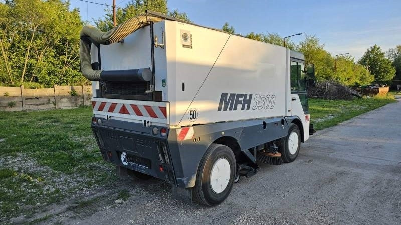 Mfh 5500 sweeper - with air conditionier - Penyapu jalan: gambar 3 Mfh 5500 sweeper - with air conditionier - Penyapu jalan: gambar 3