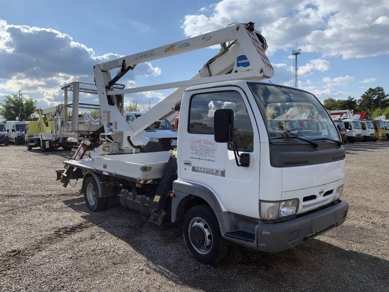 Nissan Cabstar Oil&Steel Snake 179 City - 17,5m, 200 kg - Platform udara yang dipasang di truk: gambar 1 Nissan Cabstar Oil&Steel Snake 179 City - 17,5m, 200 kg - Platform udara yang dipasang di truk: gambar 1