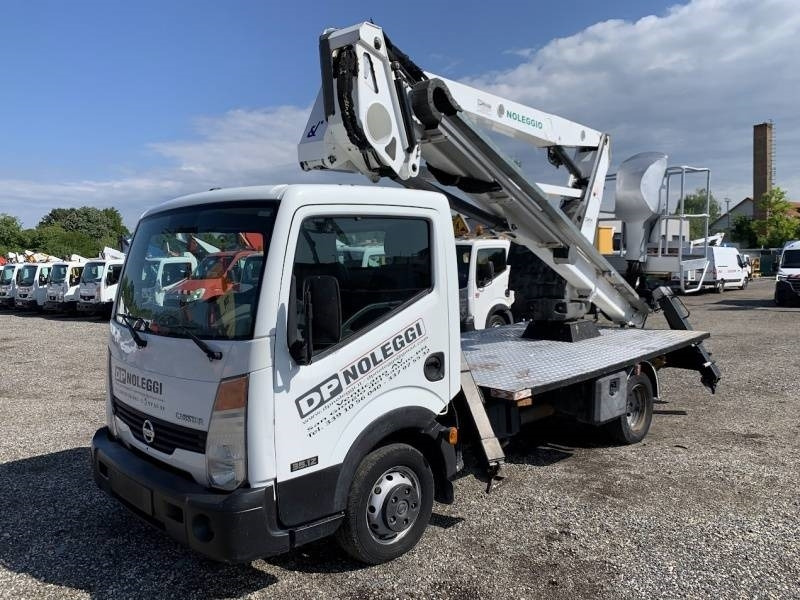 Nissan Cabstar Oil&Steel Snake 189 - 18 m - Platform udara yang dipasang di truk: gambar 2 Nissan Cabstar Oil&Steel Snake 189 - 18 m - Platform udara yang dipasang di truk: gambar 2