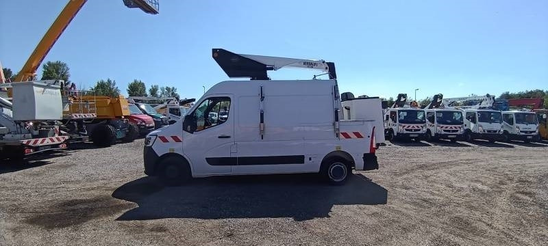 Renault Master Versalift VTL120C EVO - 11,7 m - 120kg - Platform udara yang dipasang di truk: gambar 5 Renault Master Versalift VTL120C EVO - 11,7 m - 120kg - Platform udara yang dipasang di truk: gambar 5