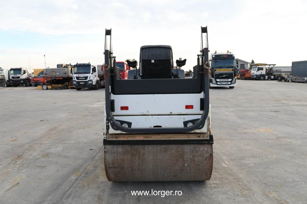 Bomag BW 138 AD-5 - Roller jalan: gambar 4 Bomag BW 138 AD-5 - Roller jalan: gambar 4