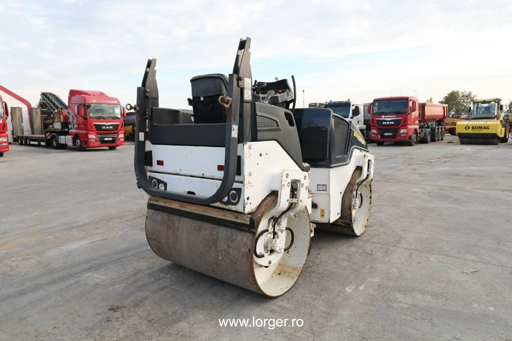 Bomag BW 138 AD-5 - Roller jalan: gambar 3 Bomag BW 138 AD-5 - Roller jalan: gambar 3