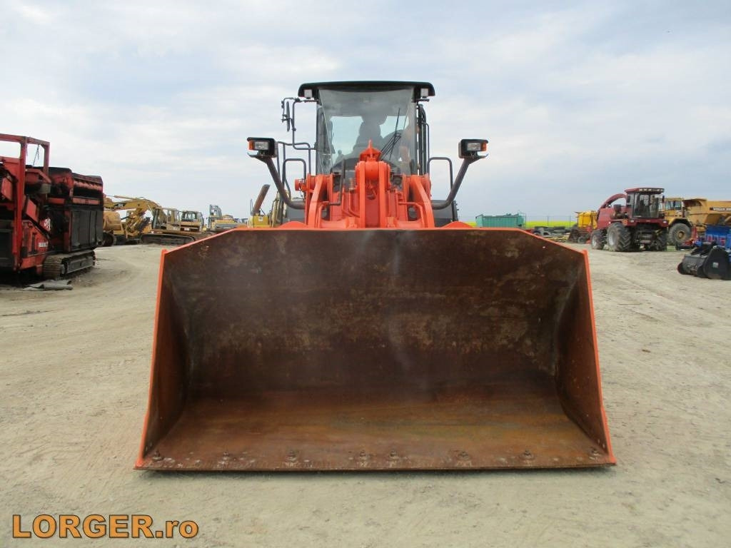 Hitachi ZW 250 - Wheel loader: gambar 5 Hitachi ZW 250 - Wheel loader: gambar 5