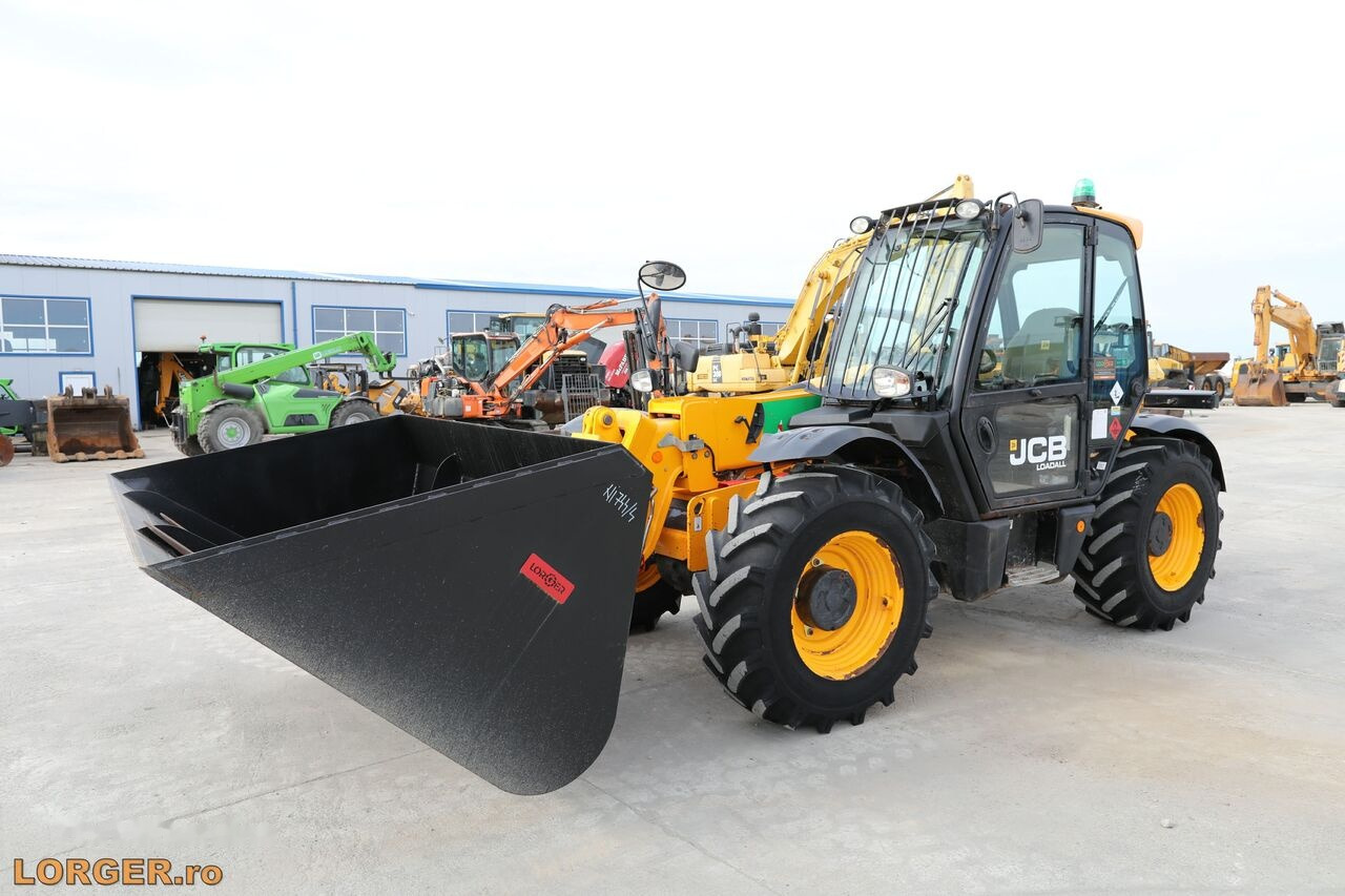 Telehandler JCB 531-70: gambar 1