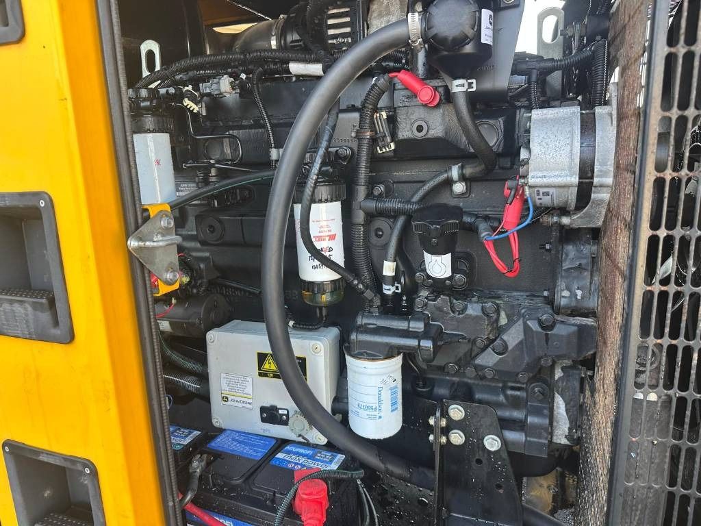 Sdmo R165 C3 - Genset: gambar 4 Sdmo R165 C3 - Genset: gambar 4