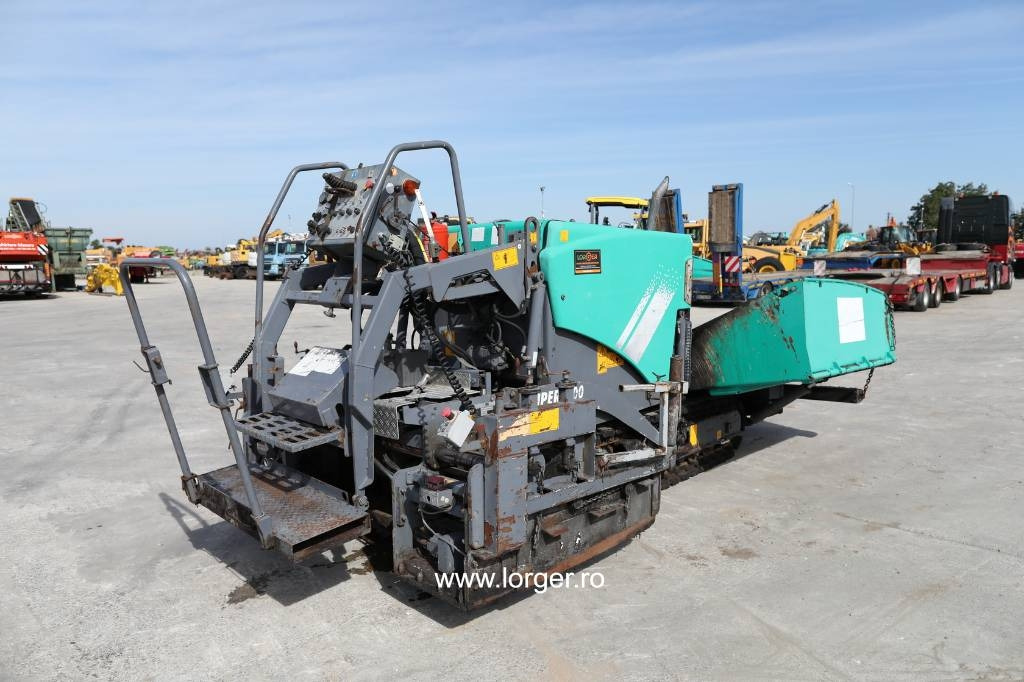 Vögele Super 600 - Paver aspal: gambar 1 Vögele Super 600 - Paver aspal: gambar 1