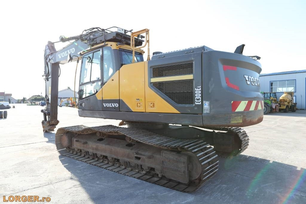 Volvo EC 300 EL - Ekskavator perayap: gambar 2 Volvo EC 300 EL - Ekskavator perayap: gambar 2